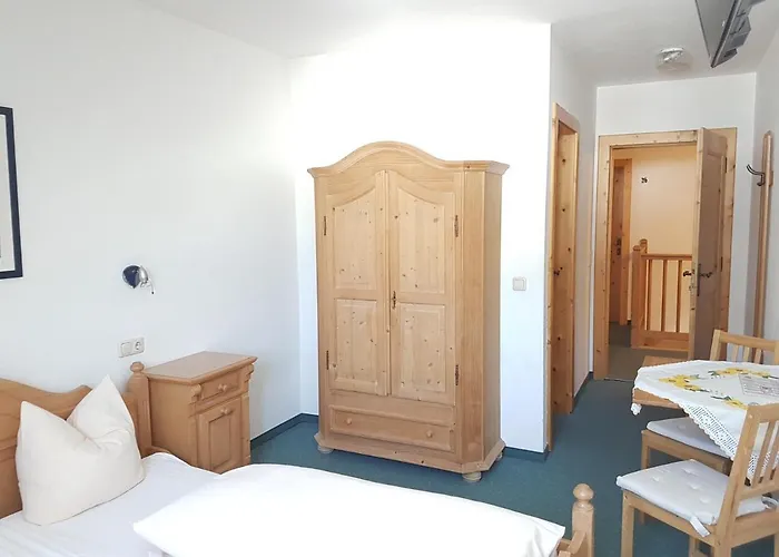 Schuetzenwirt 3* シュタイナハ・アム・ブレンナー