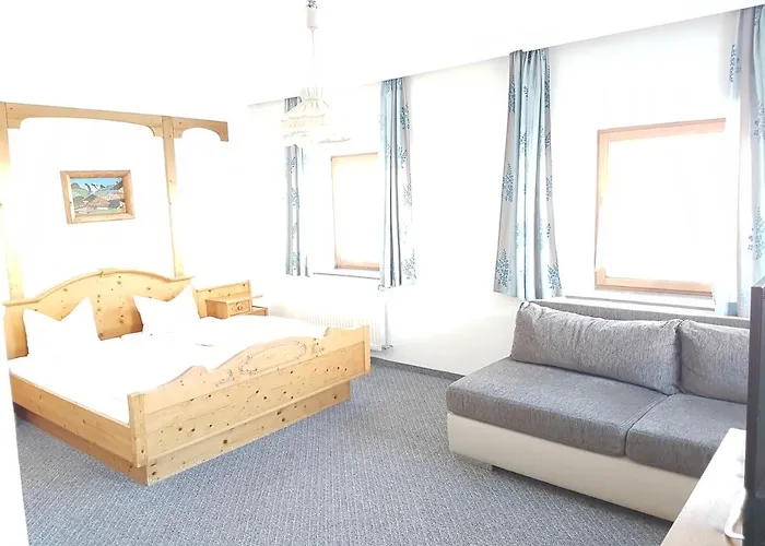 アパートホテル Schuetzenwirt 3*