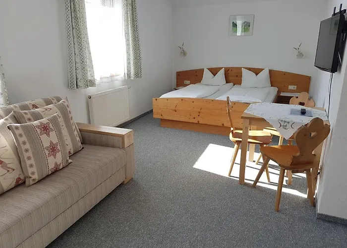 아파트호텔 Schuetzenwirt 슈타이나흐 암 브레너