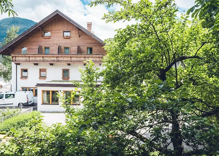 Schuetzenwirt 슈타이나흐 암 브레너