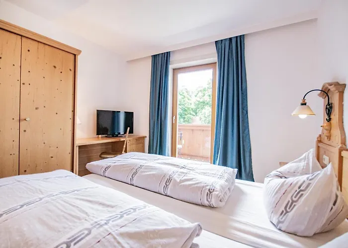 아파트호텔 Schuetzenwirt 슈타이나흐 암 브레너