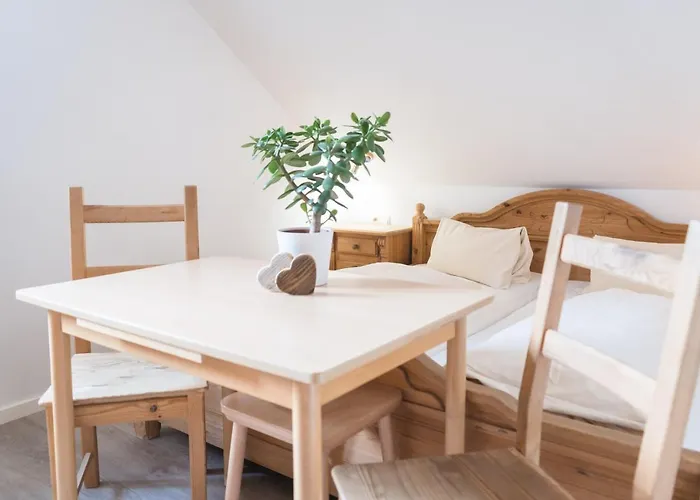 アパートホテル Schuetzenwirt シュタイナハ・アム・ブレンナー